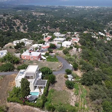 Traditional Stonebuilt Villa Leonanto, Only 5 Km From A Sandy Beach Kástellos Exterior foto