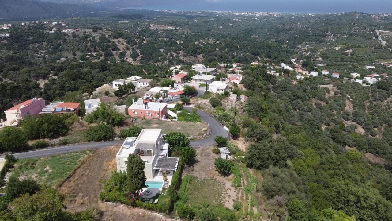Traditional Stonebuilt Villa Leonanto, Only 5 Km From A Sandy Beach Kástellos Exterior foto
